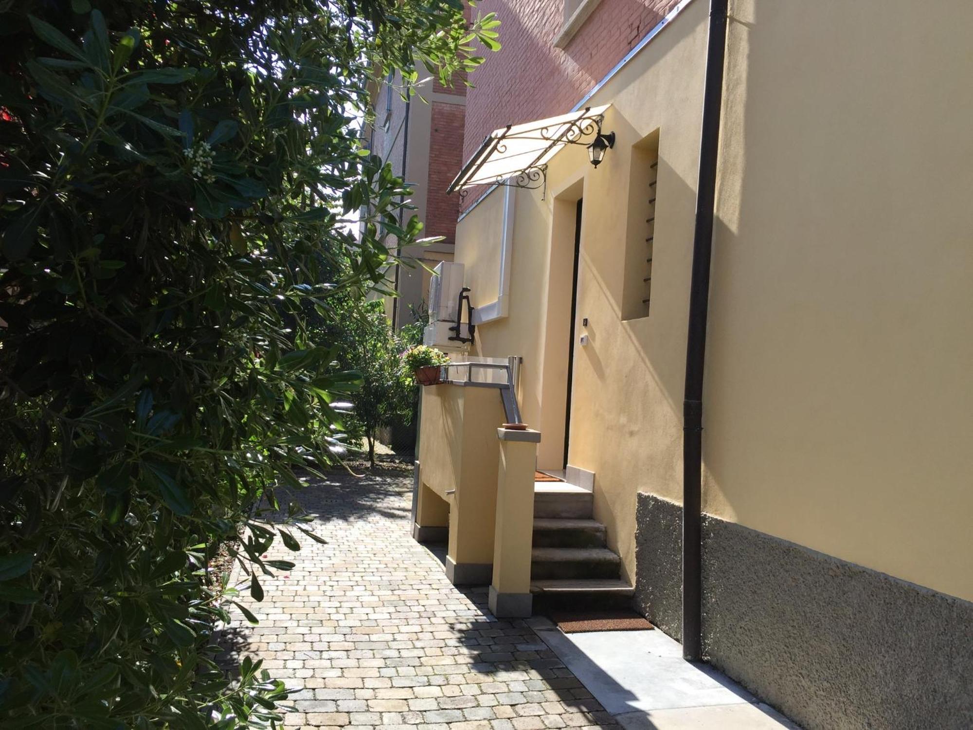 Casa Ardizzoni Affittacamere Bologna Exterior foto
